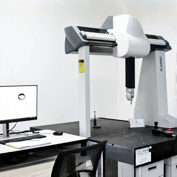 CMM coordinate measuring machine for high-accuracy 3D dimensional inspection of custom machined parts